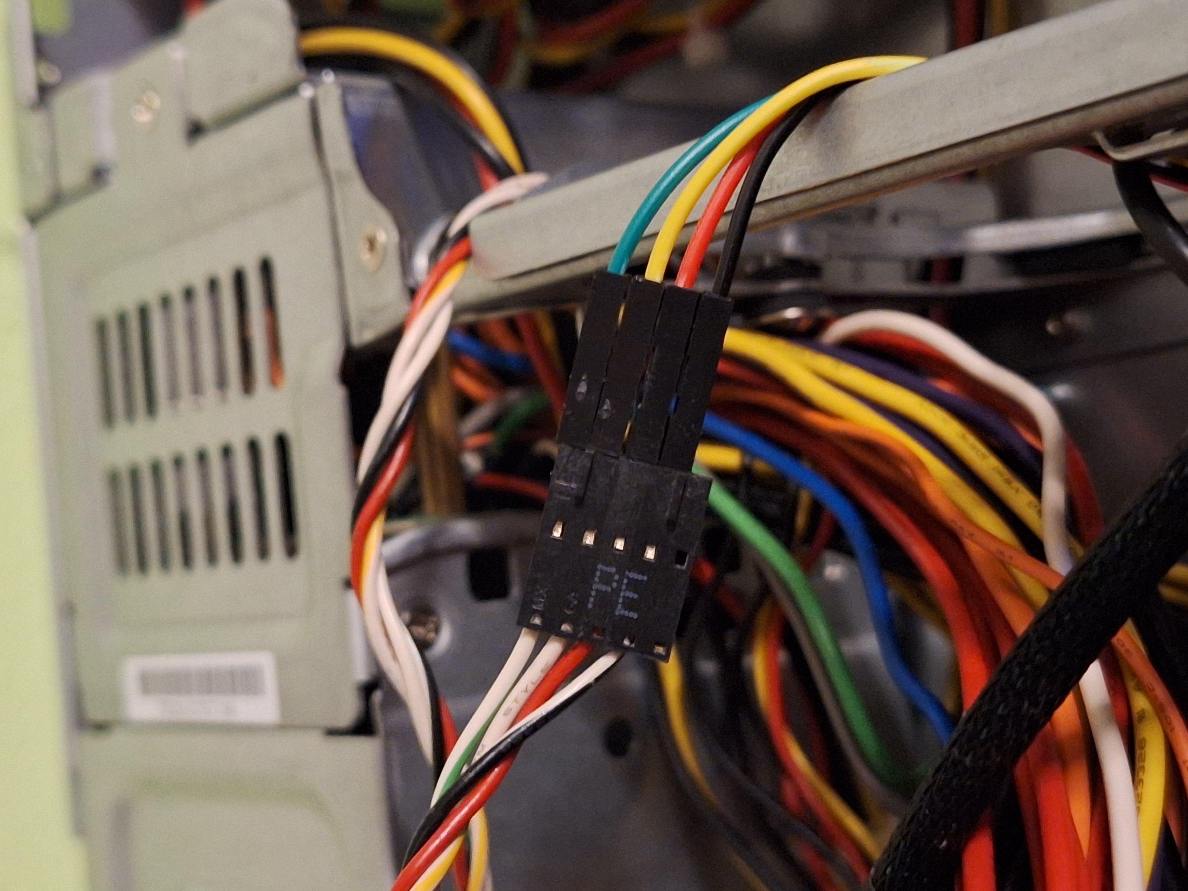 PDB-PT826-8824 Connector